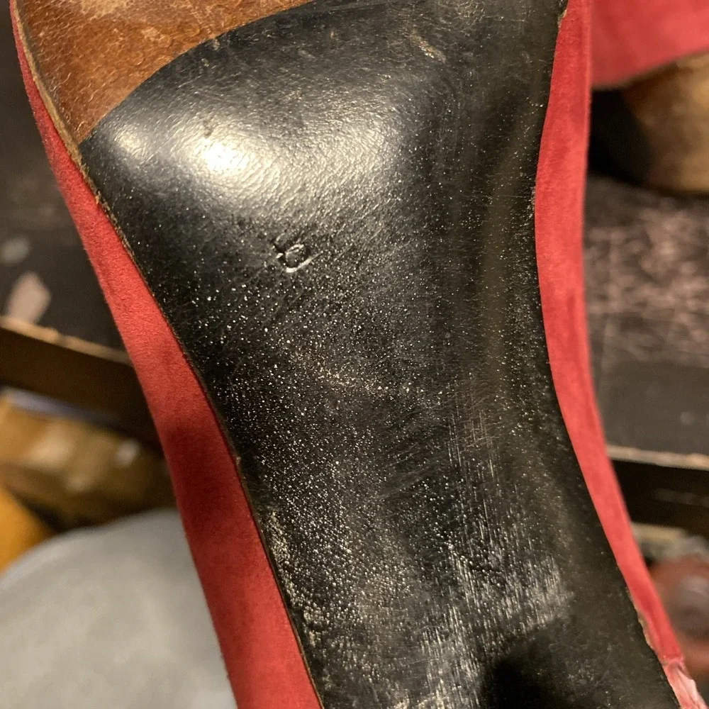 STUART WEITZMAN RED SNAKE‎ SKIN PATTERN SUEDE HIGH HEEL SHOES SIZE 8M